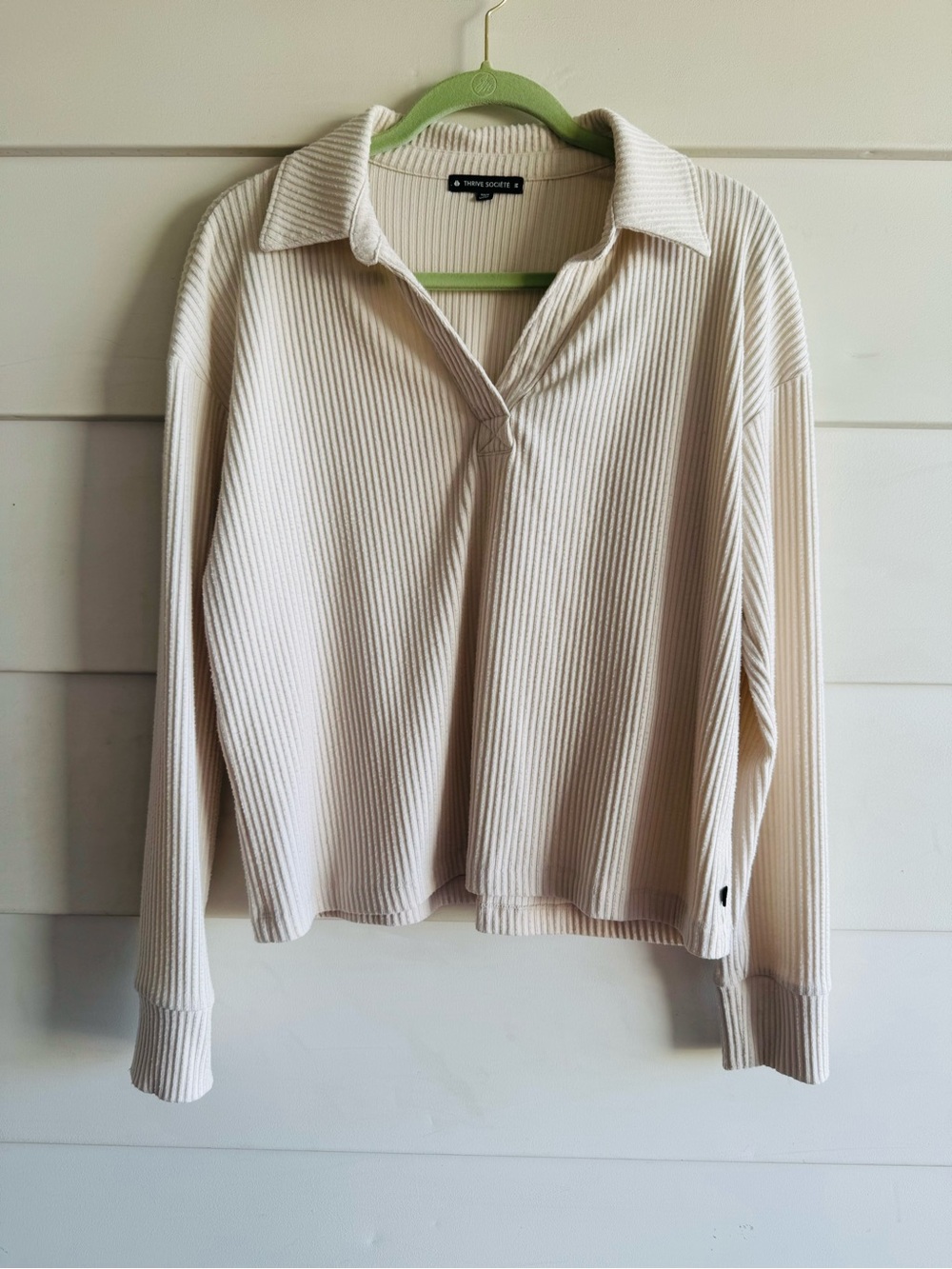 Thrive Societe Ribbed Collared V-neck Sweater M